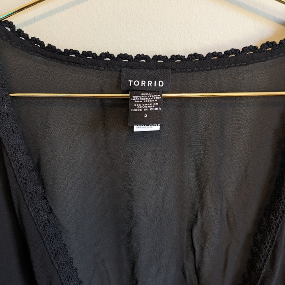 Torrid Black Sheer High Low Long Sleeve Blouse, size 2X - Picture 6 of 6